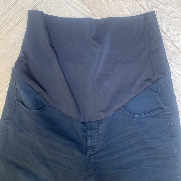 Black maternity jeans - Picture 3 of 5